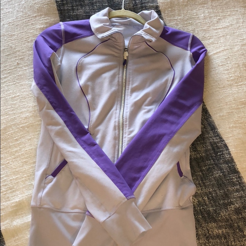 lululemon workout jacket!
